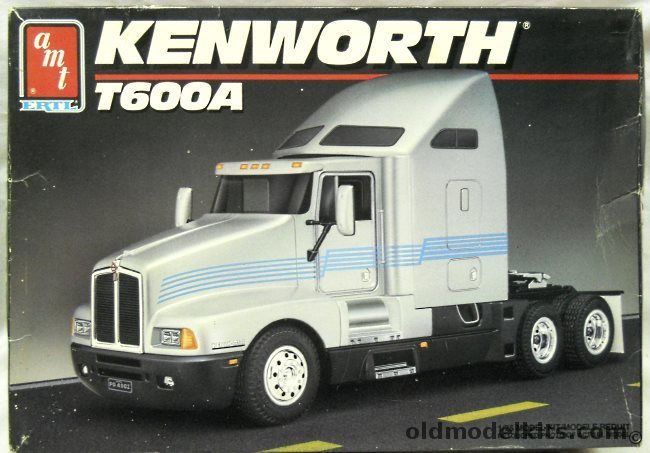 AMT 1/25 Kenworth T600A Semi Truck, 6976 plastic model kit